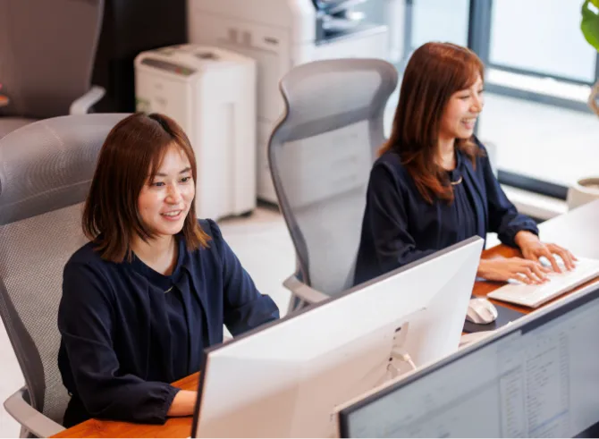 スタッフ写真 | 京阪介護グループ 採用サイト