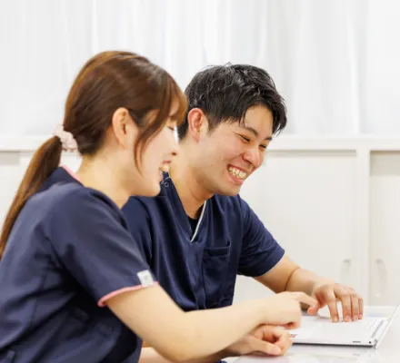 スタッフの写真 | 京阪介護グループ 採用サイト