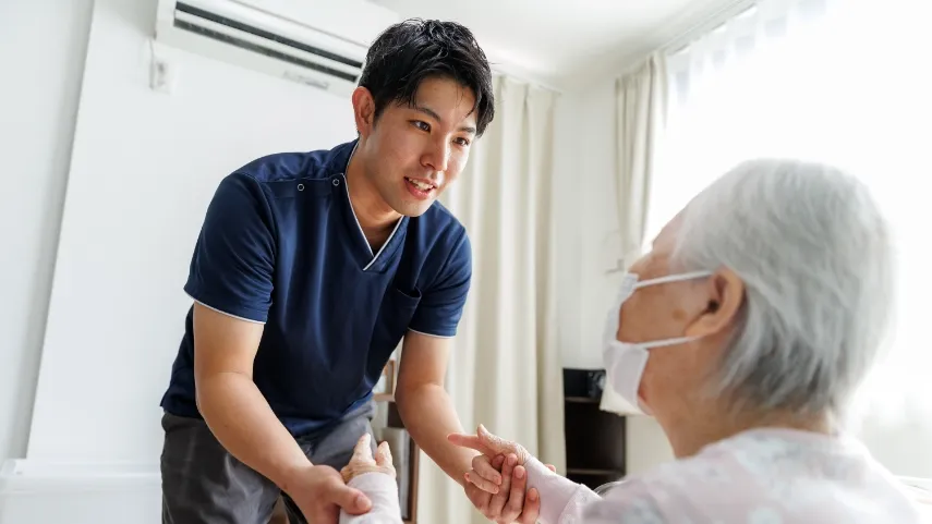 スタッフ | 京阪介護グループ
