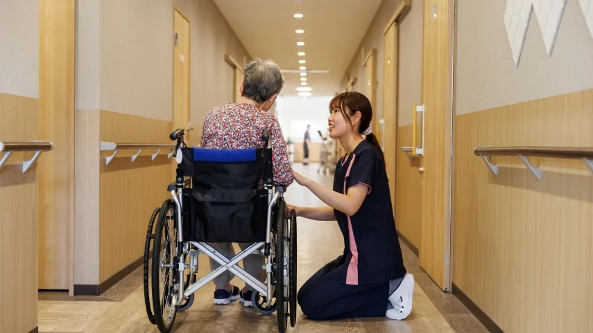 スタッフ | 京阪介護グループ