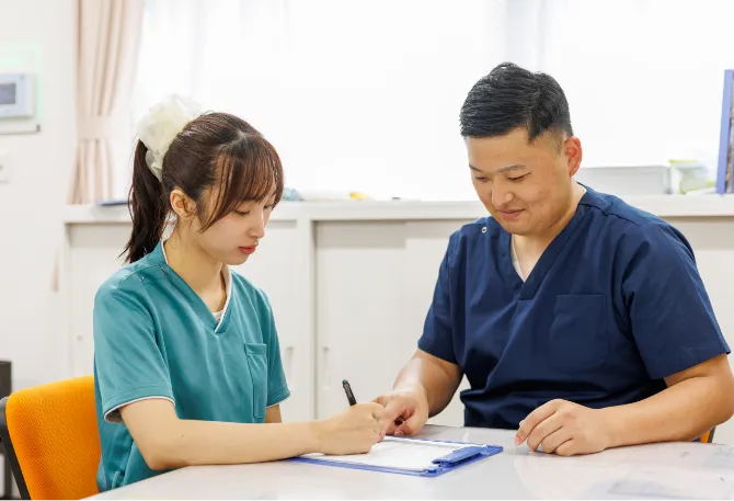 スタッフ | 京阪介護グループ