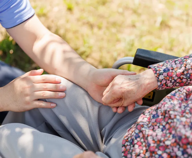 介護の様子 | 京阪介護グループ