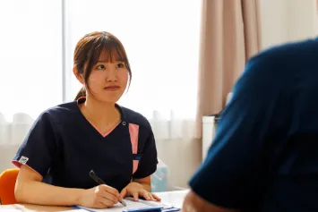 スタッフ | 京阪介護グループ